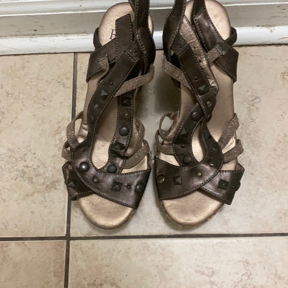 Zapatos BKE